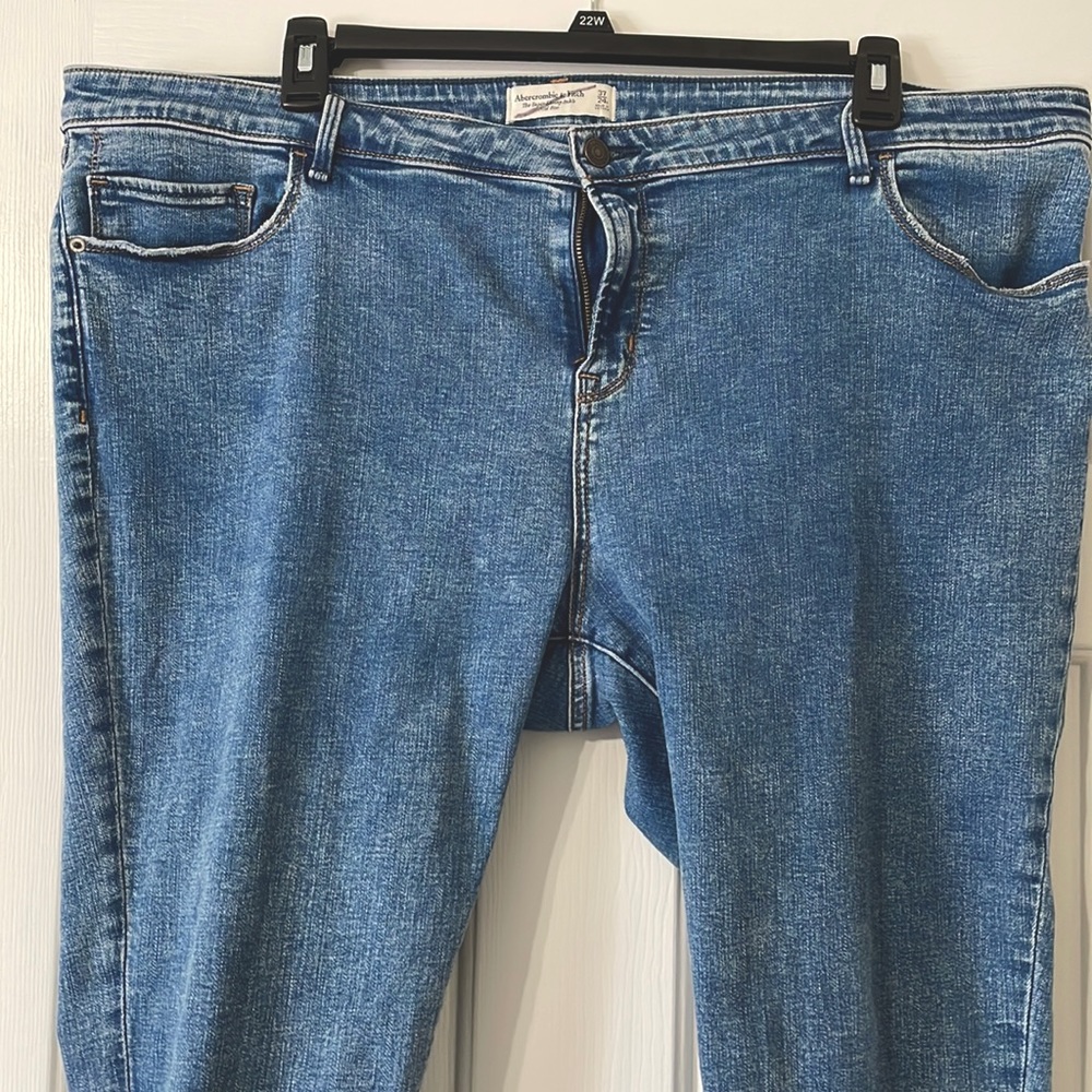 Like New A&F Jeans!